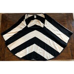 Bebe 100% Cashmere Poncho Sweater P/S Petite Small Black White Chevron Holes